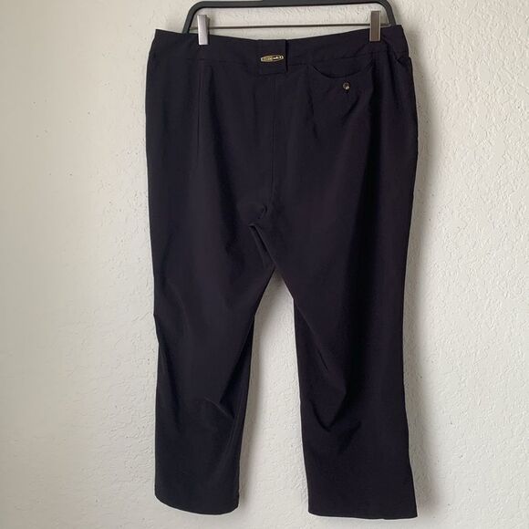 Jamie Sadock Black Capri Pants with Gold Accent Pockets Women’s Size 12 - Picture 2 of 10